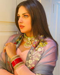 Himanshi Khurana